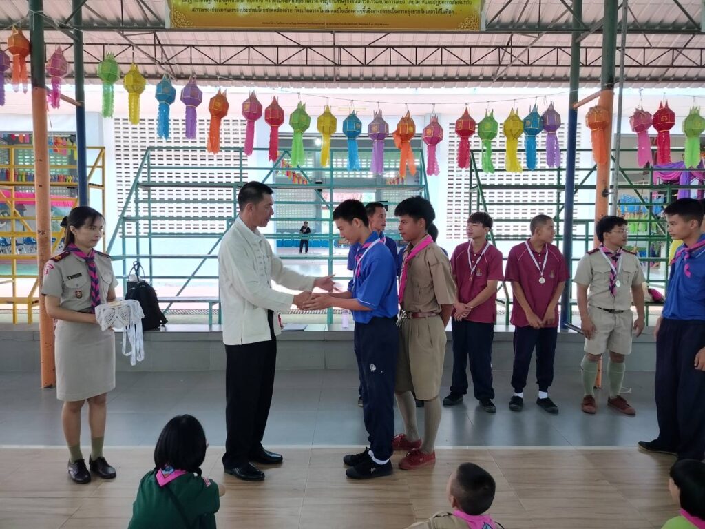 การมอบเหรียญรางวัลการแข่งขันมหกรรมกีฬาสเปเชียลโอลิมปิคชิงแชมป์ประเทศไทย